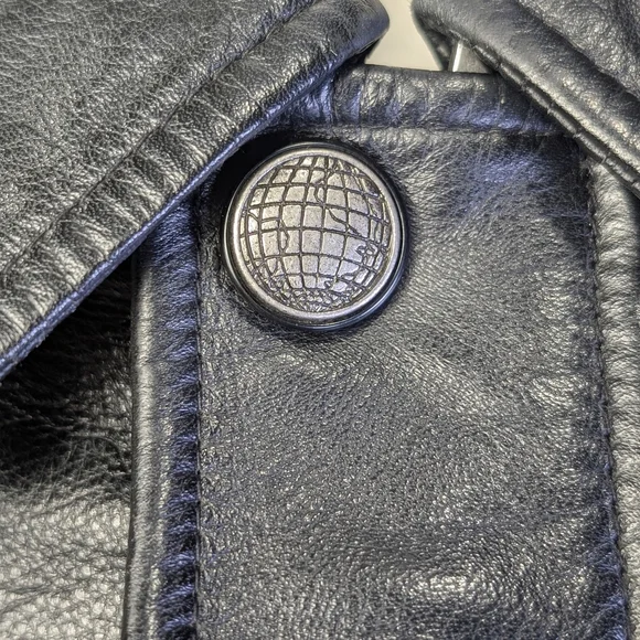 Danier Black Leather Car Coat – Tagged Men’s M – Oversized Minimalist 90s - Picture 8 of 10